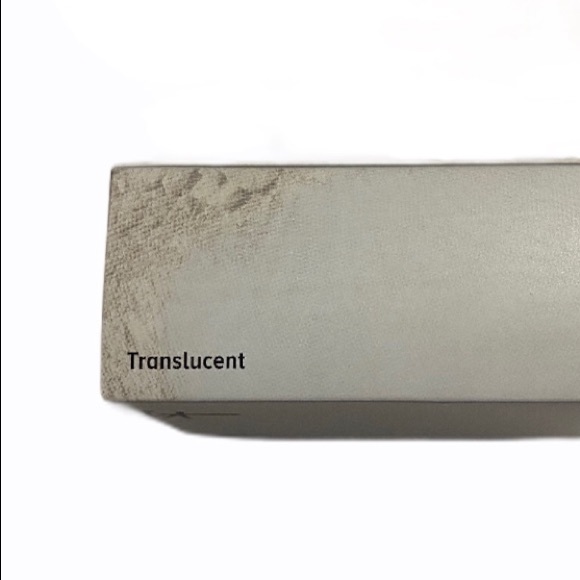 Bye Bye Pores Pressed Anti-Aging Finishing Powder - Picture 3 of 4